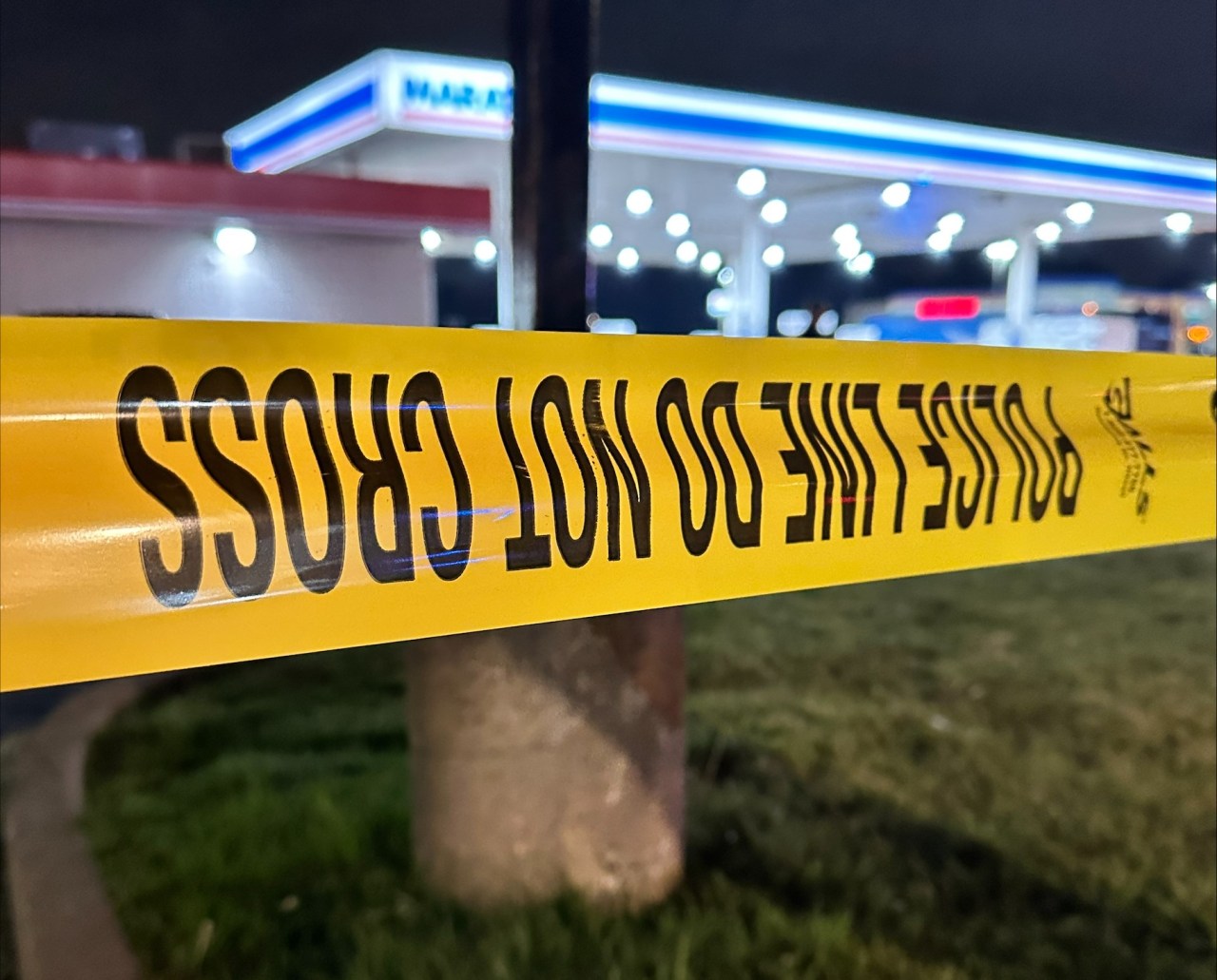 Person found dead at gas station on northwest side of Indianapolis; IMPD investigating [Video]