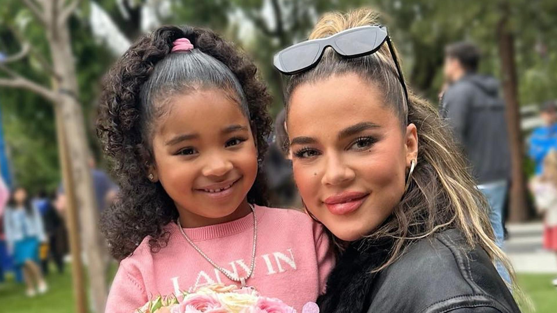 Khloe Kardashian begs for answers as daughter True Thompson borrows books on whales despite famous mom’s phobia [Video]