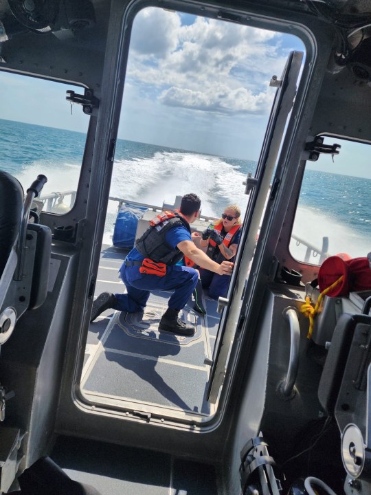 Diver rescued miles off Indian Rocks Beach after experiencing symptoms of decompression sickness [Video]