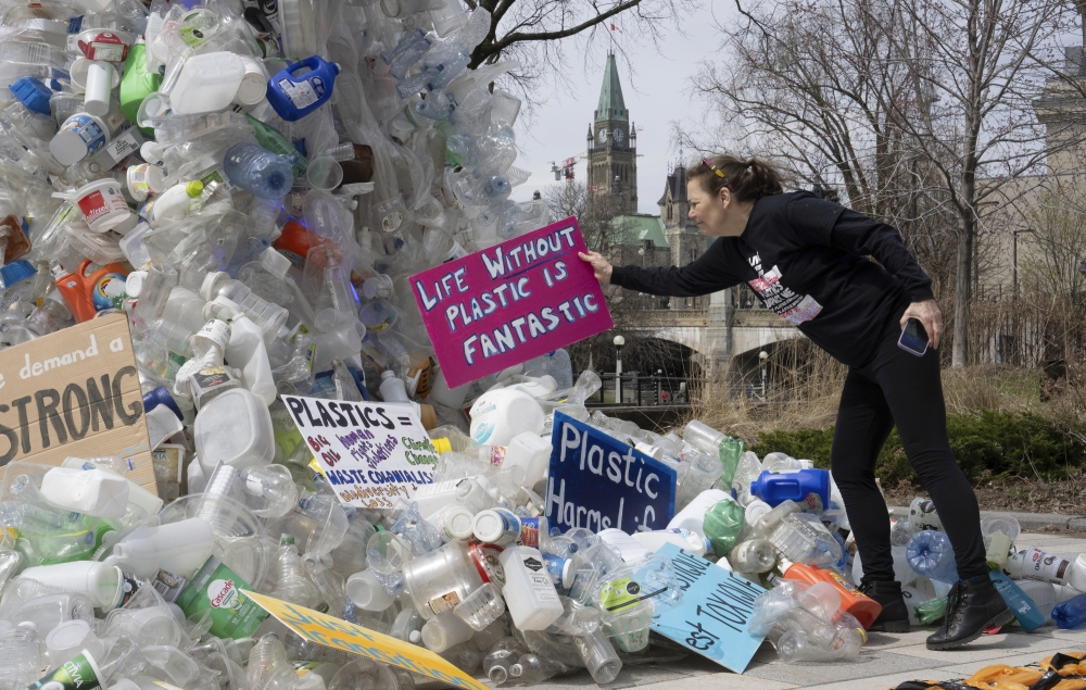 Global negotiations on a treaty to end plastic pollution at critical phase in Canada [Video]