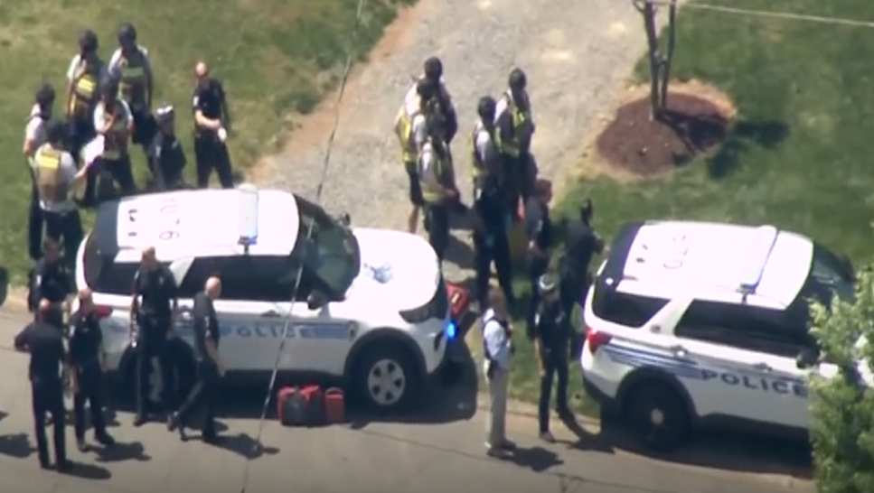 4 law officers killed, 4 injured while serving warrant at NC home [Video]