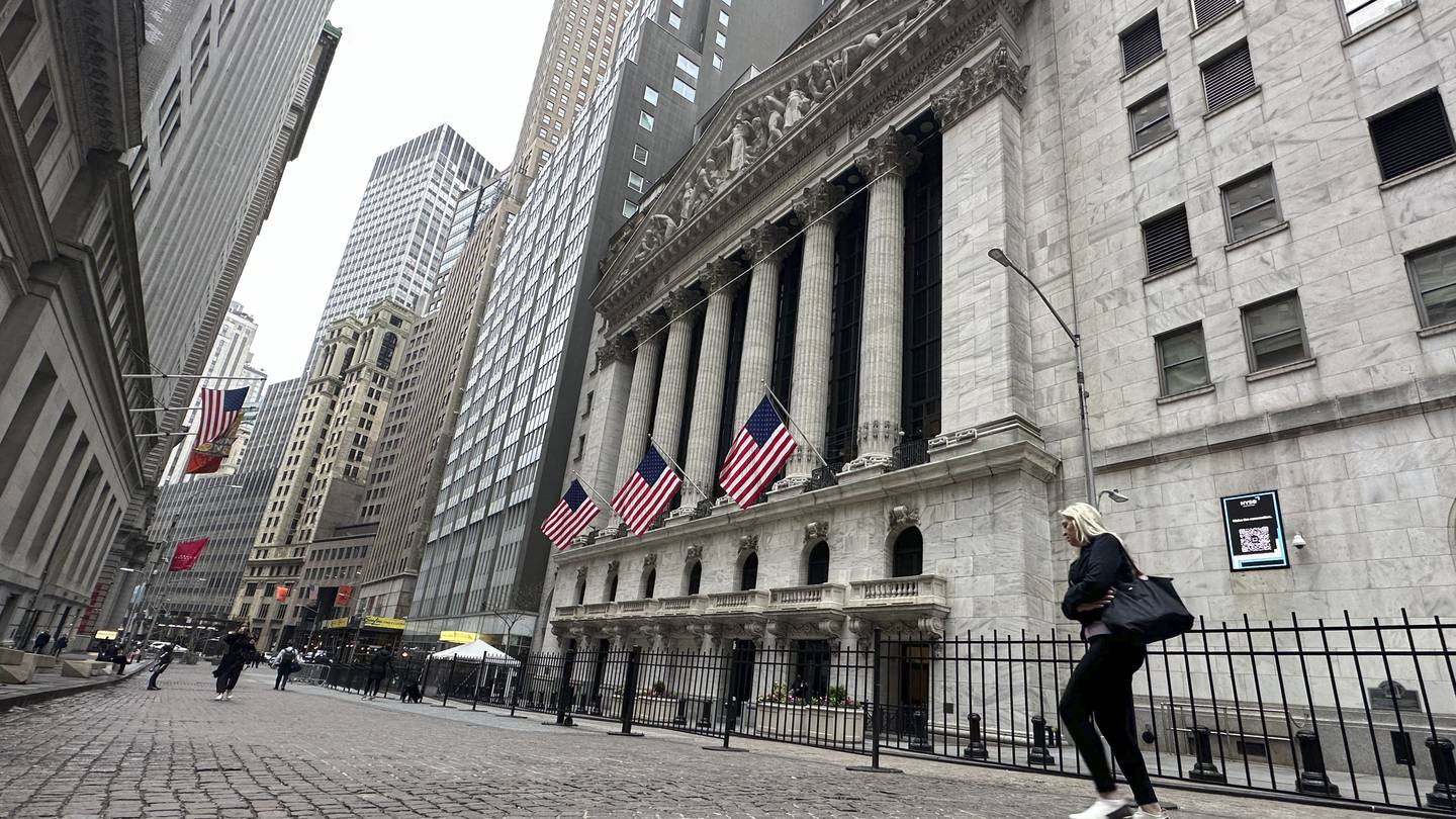 Stock market today: Wall Street points lower as markets digest earnings ahead of Fed meeting  WSB-TV Channel 2 [Video]
