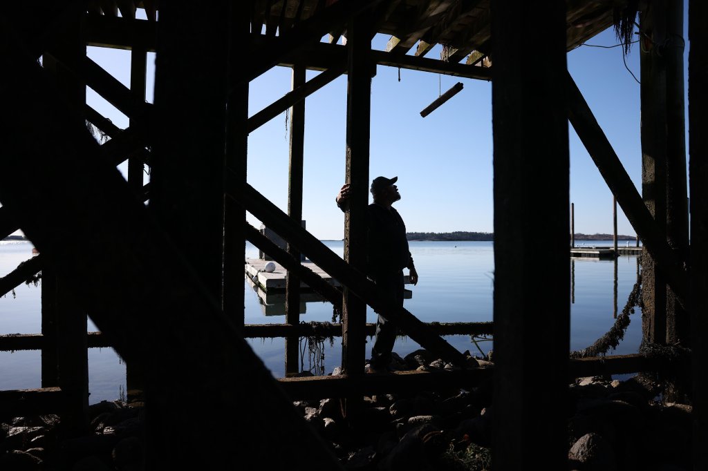 Maines wharf owners scramble to repair what they can before lobstering season starts [Video]