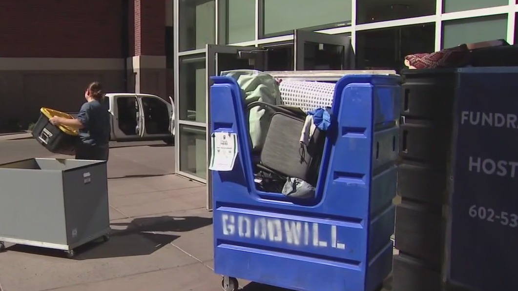 GCU students donate unwanted items to Goodwill [Video]