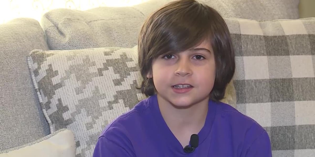 11-year-old raises money to pay off classmates lunch debt [Video]