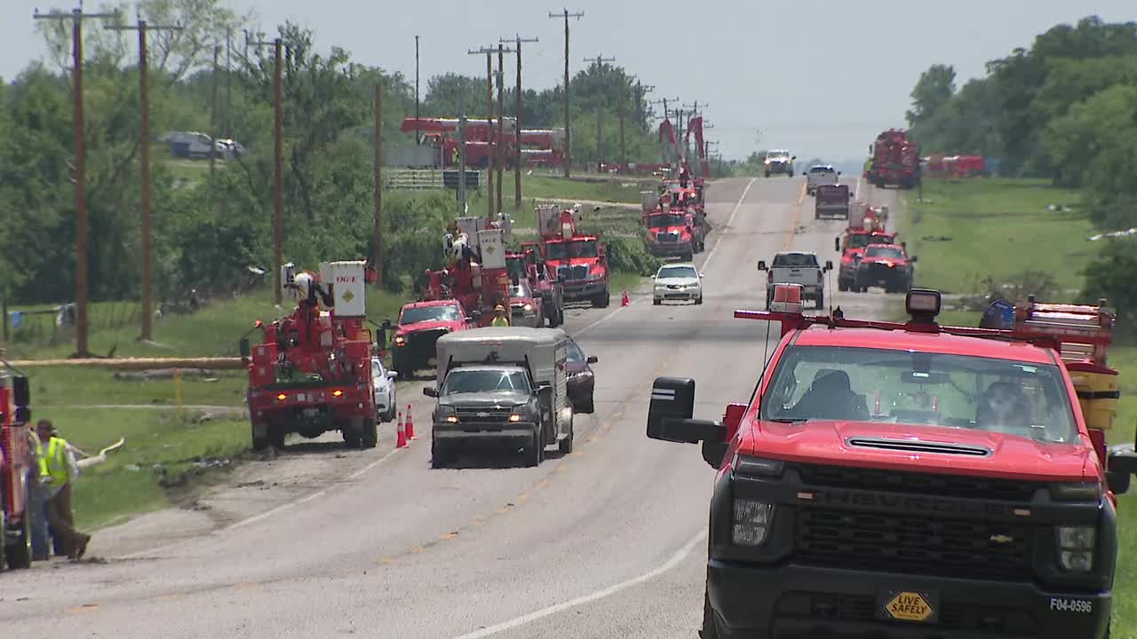 Cleanup efforts underway in towns hit hard by deadly twisters [Video]