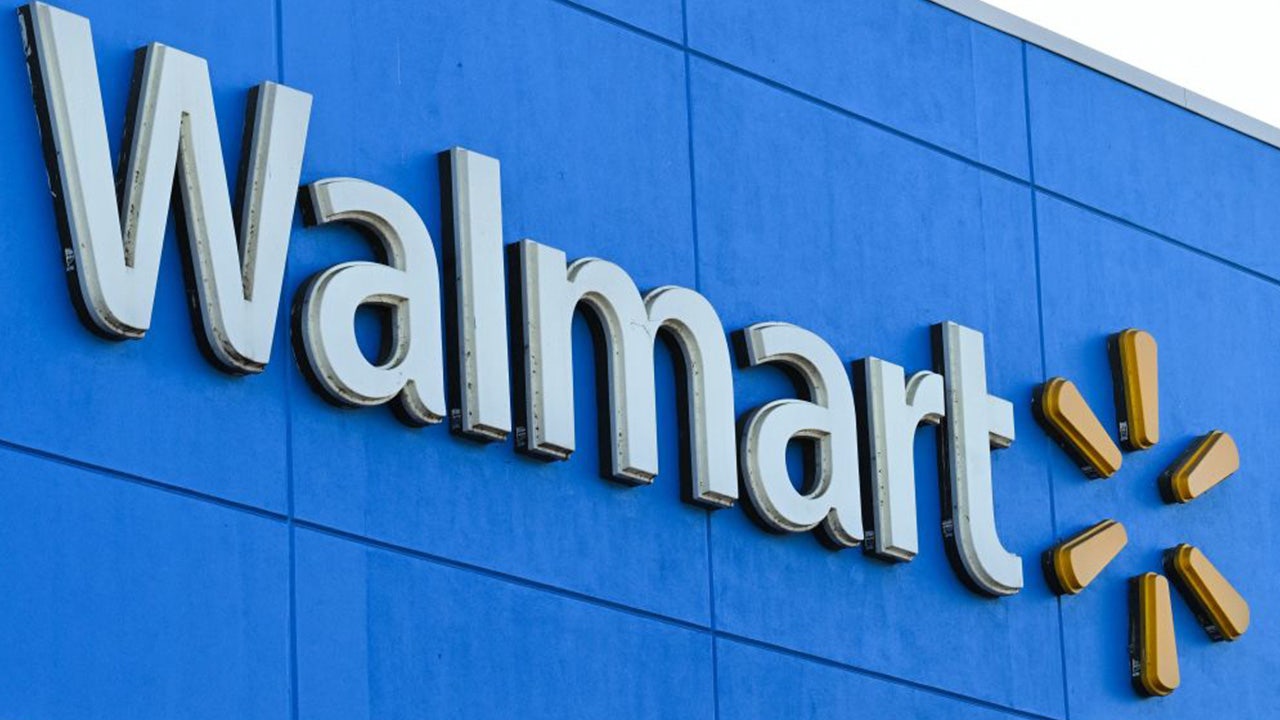 Walmart to close its 51 health centers, including 17 in Georgia [Video]