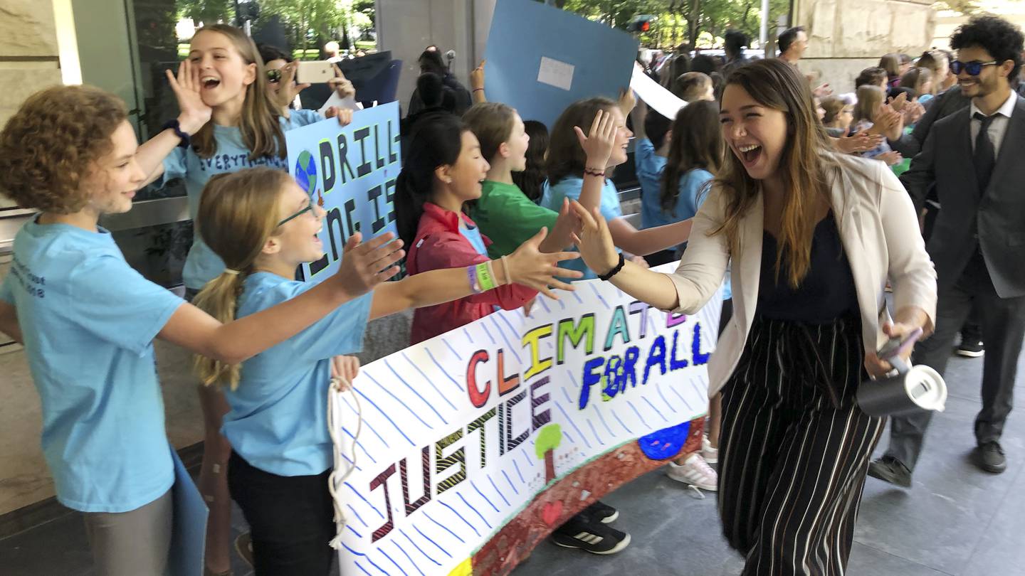Appeals court rejects climate change lawsuit by young Oregon activists against US government  WHIO TV 7 and WHIO Radio [Video]