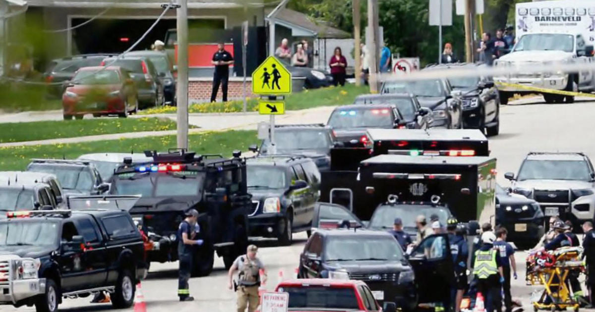 Shooter threat “neutralized” near Wisconsin school, officials say [Video]