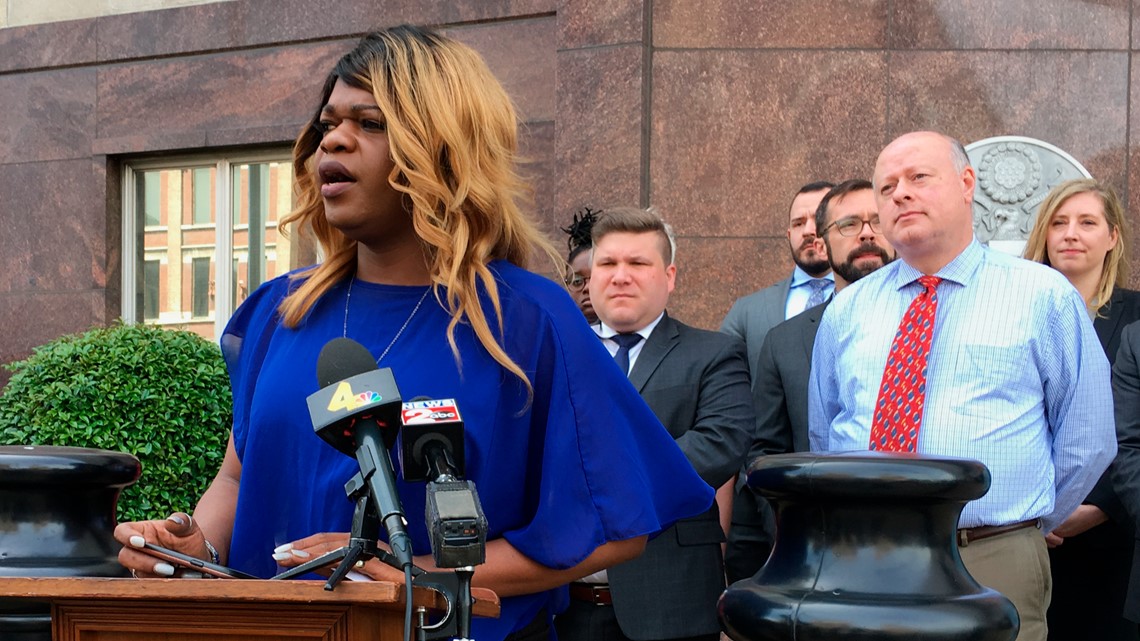 Transgender women call birth certificate policy unconstitutional [Video]