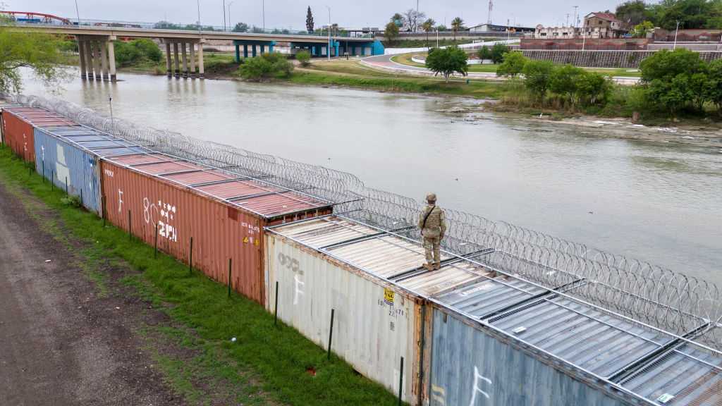 Arkansas National Guard at US/Mexico border [Video]
