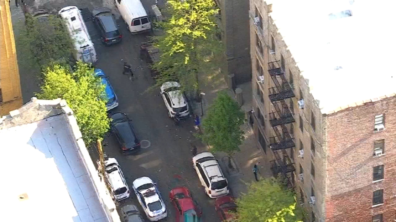 Bronx deadly stabbing: Teen girl stabbed on Boynton Avenue in Soundview; 3 in custody [Video]