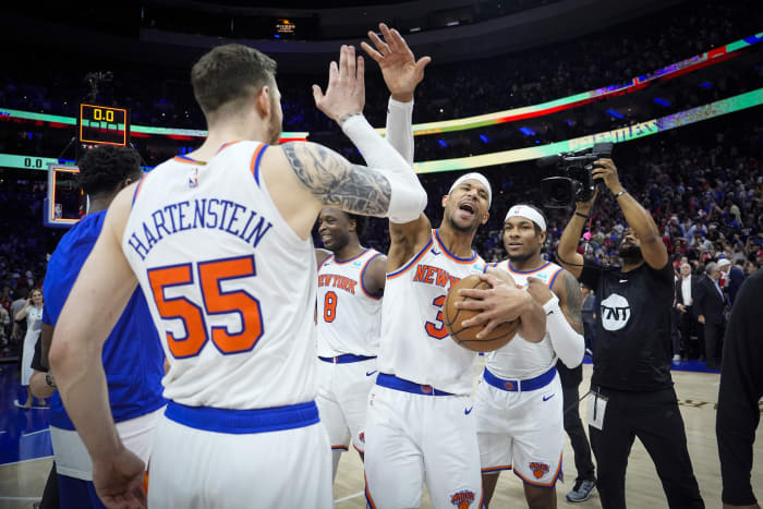 Knicks’ trio of Villanova stars help them advance to 2nd round of East playoffs [Video]