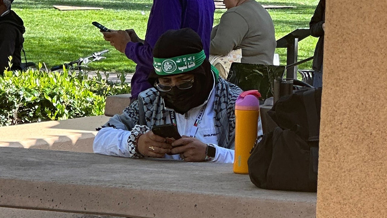 Stanford protester seen wearing Hamas headband [Video]