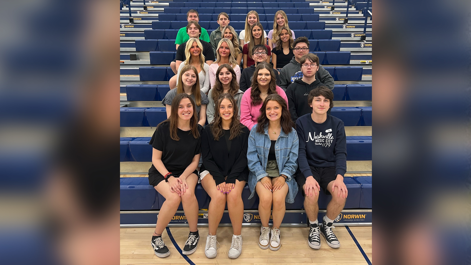 11 sets of twins set to graduate from Irwin, Pennsylvania high school together [Video]