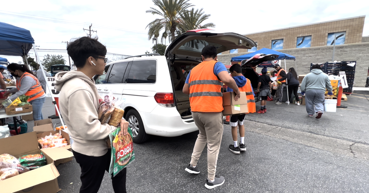 Drive-thru food pantry in Southern California food desert provides consistent source of groceries for thousands: “It’s a labor of love” [Video]