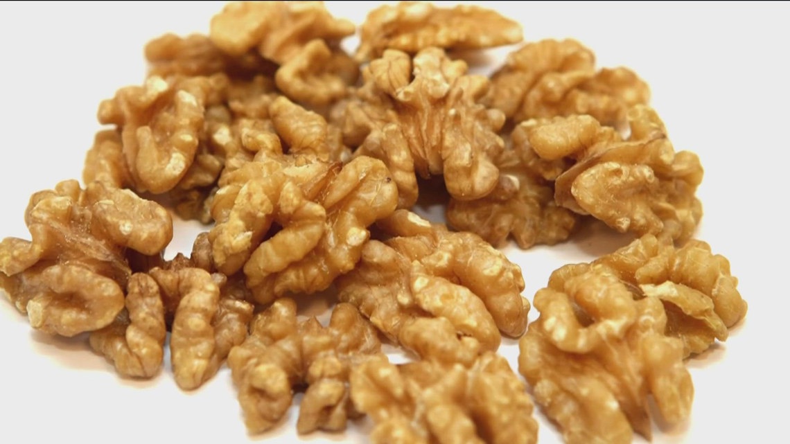 San Diego County E. coli outbreak from walnuts [Video]