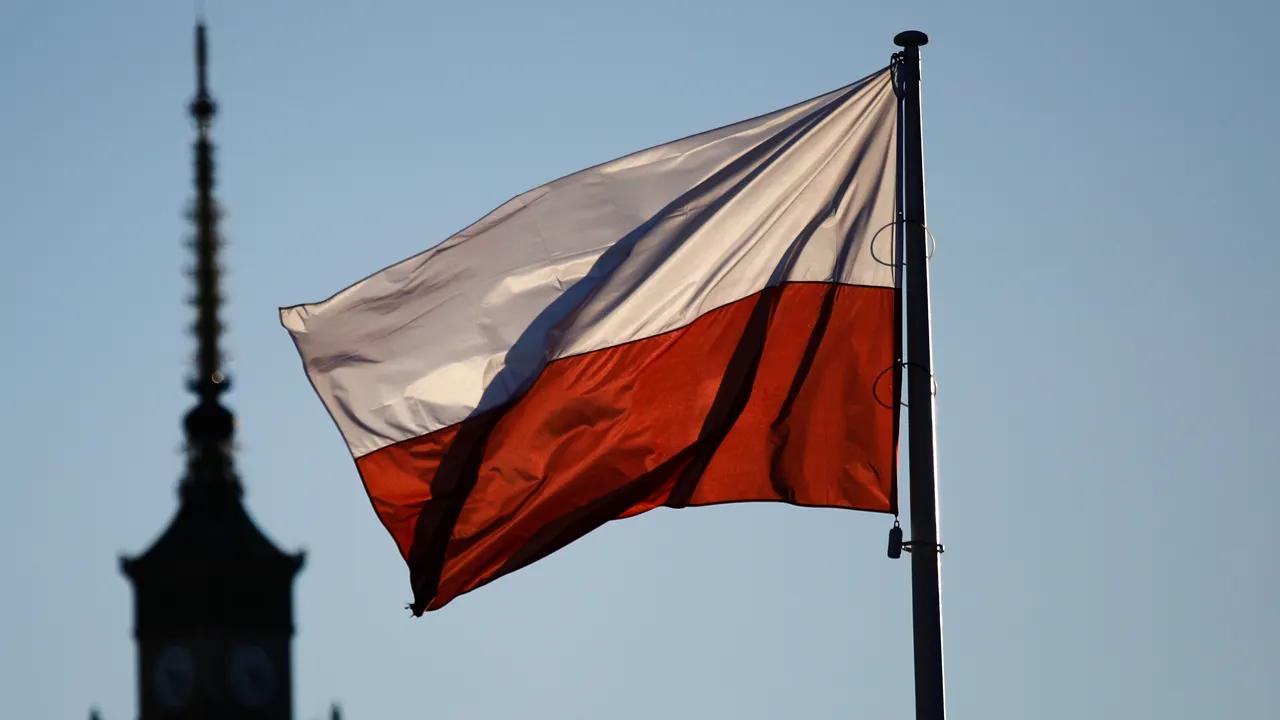 Notorious Polish judge flees to Belarus, triggering investigation [Video]