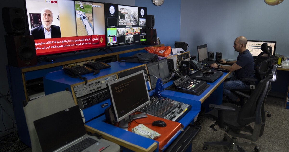Israel orders Al Jazeera to close its local operation and seizes some of its equipment [Video]