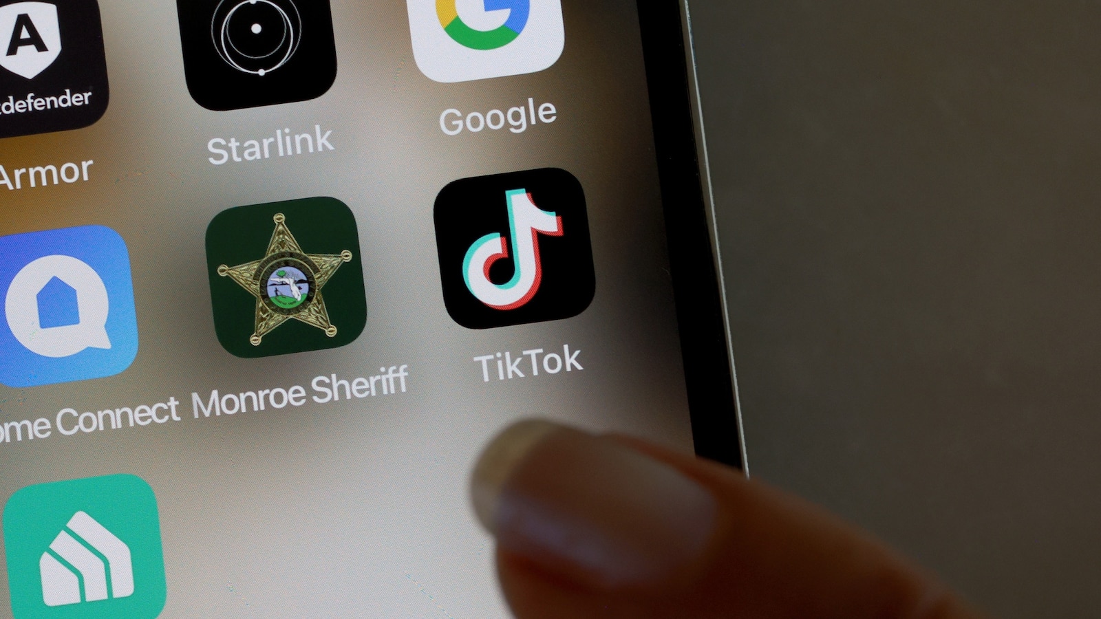 More people support than oppose a TikTok ban; frequent users, young adults push back: POLL [Video]