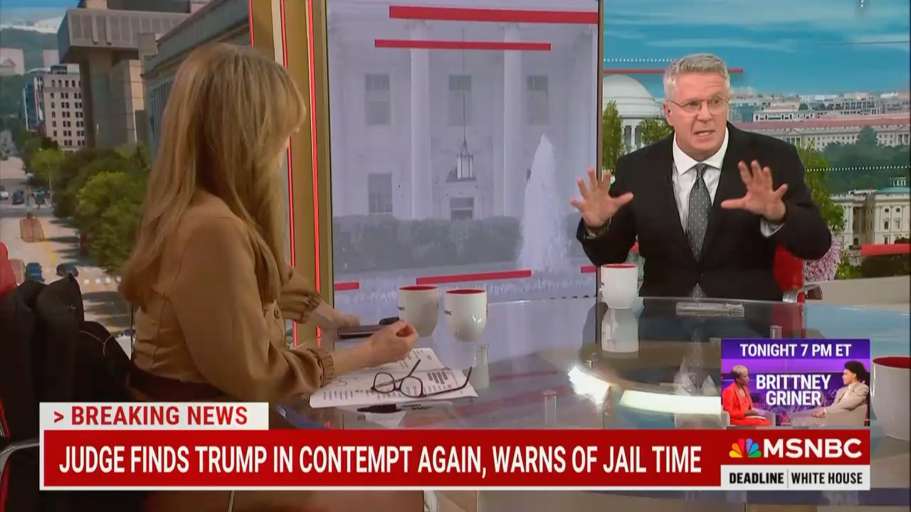 Fear of Bad Smells Has Trump Scared of Jail [Video]