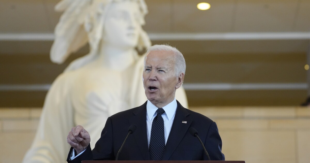 Biden announces steps to combat antisemitism, violence on Holocaust Remembrance Day [Video]
