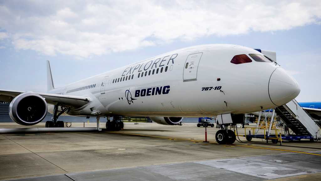 FAA investigates after Boeing says workers in South Carolina falsified records [Video]