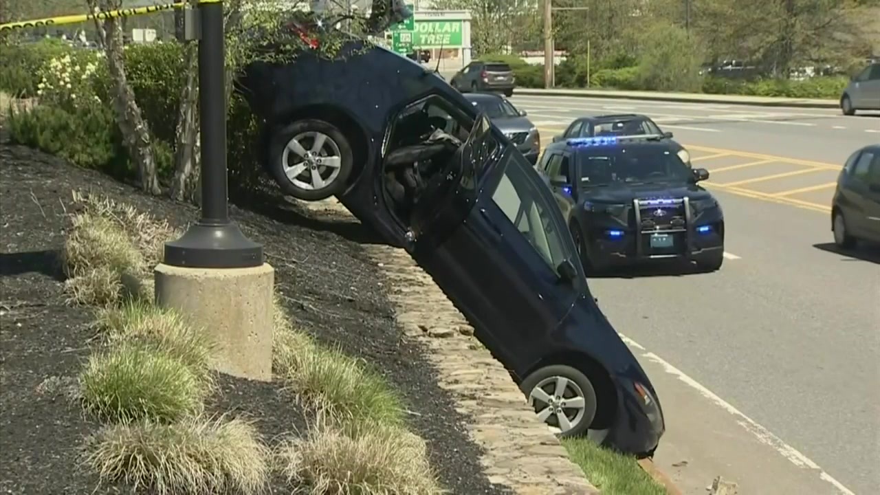 Driver taken to hospital after crashing over rock wall in Westford – Boston News, Weather, Sports [Video]