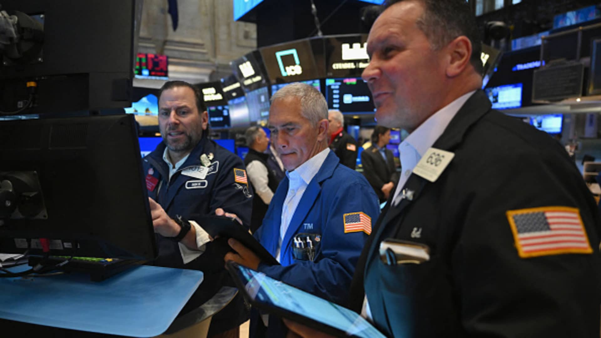 All the market-moving Wall Street chatter from Wednesday [Video]