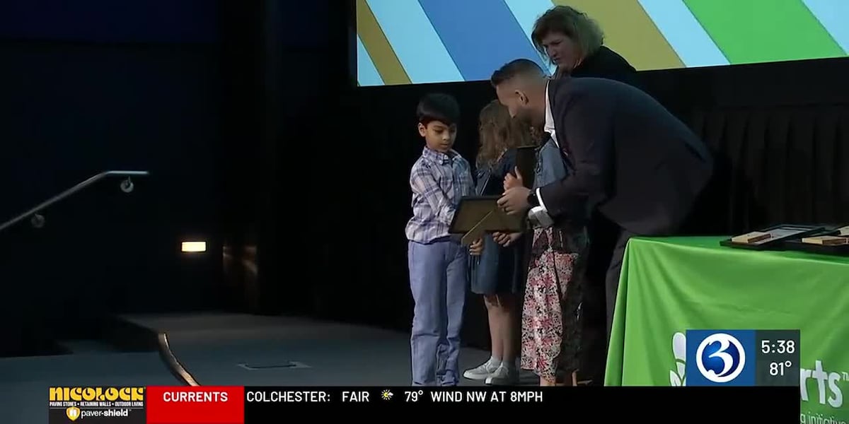 Students honored for energy-saving work during eeSmarts Awards in Hartford [Video]