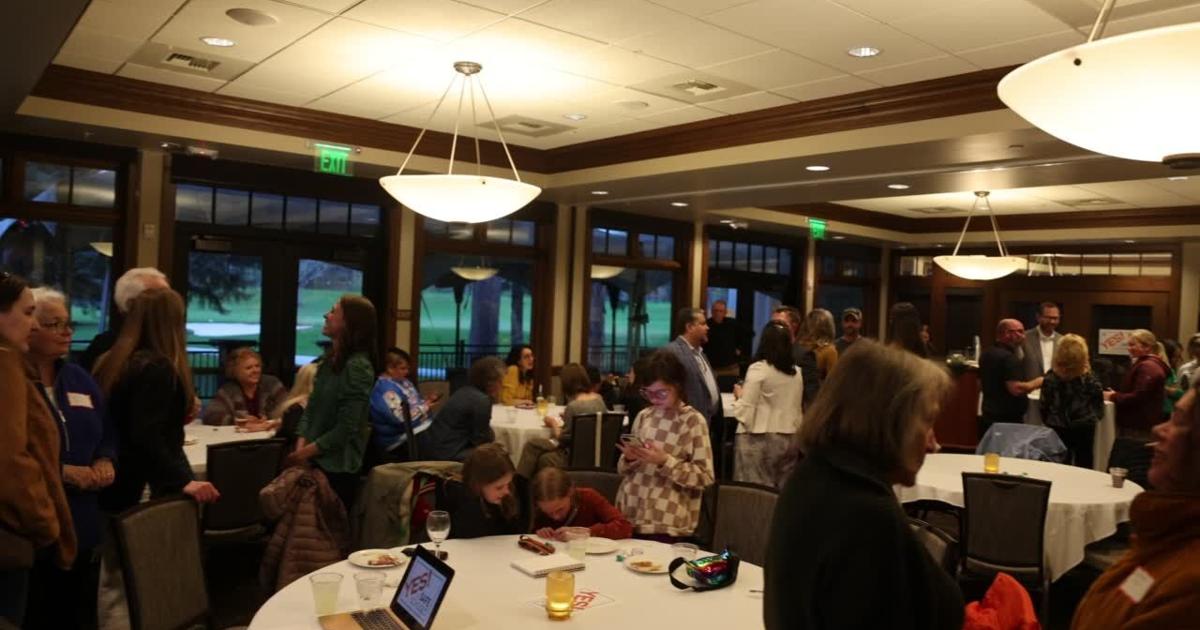 School Election night watch party at Hiland Golf Club [Video]