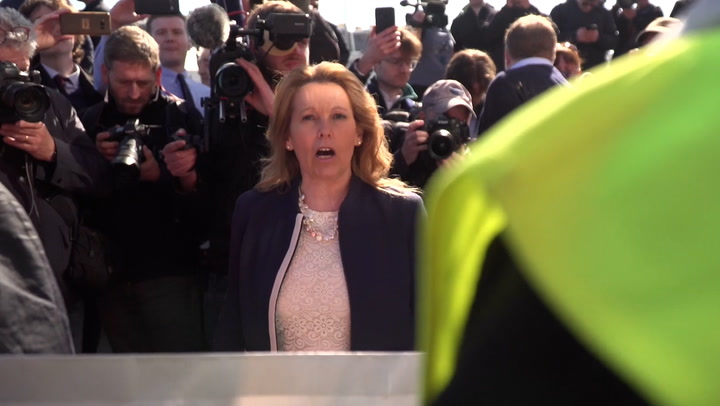Elphicke appears to join protest against herself in resurfaced clip | News [Video]