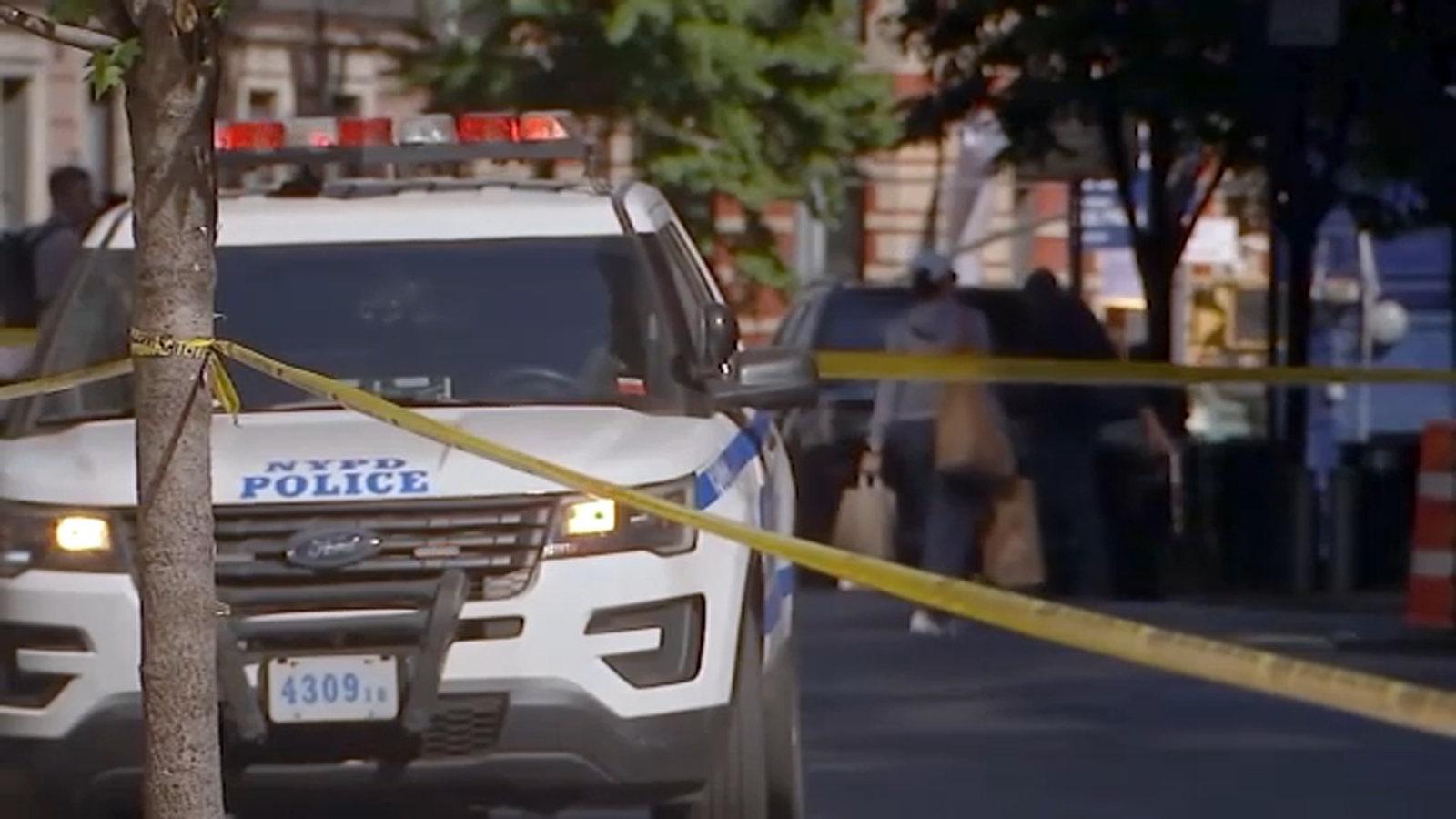 NYC teen violence: 2 teenagers shot, 1 fatally, 6 others stabbed in violent day across New York City [Video]