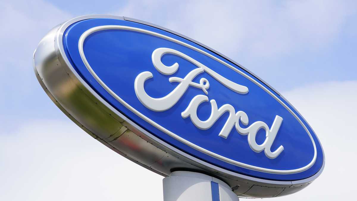 ‘Significant safety concerns’ about Ford fuel leak recall [Video]