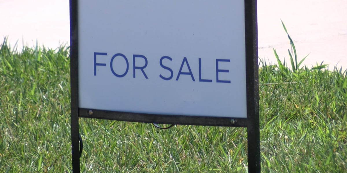 Rising rates, rising costs: Should you buy a home right now? [Video]