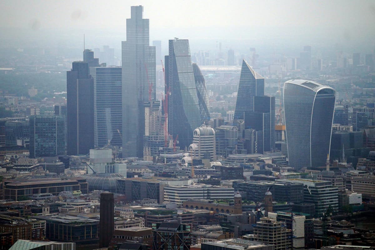 UK no longer in recession after economy grows 0.6% in last quarter [Video]