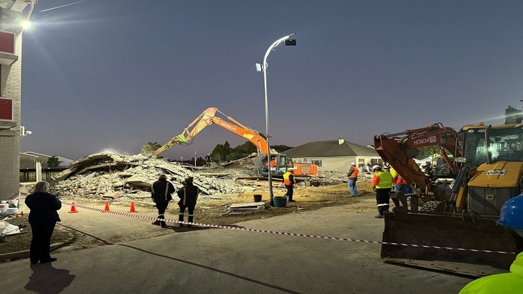 Four people die, 13 injured after wall collapse in the Eastern Cape – SABC News [Video]