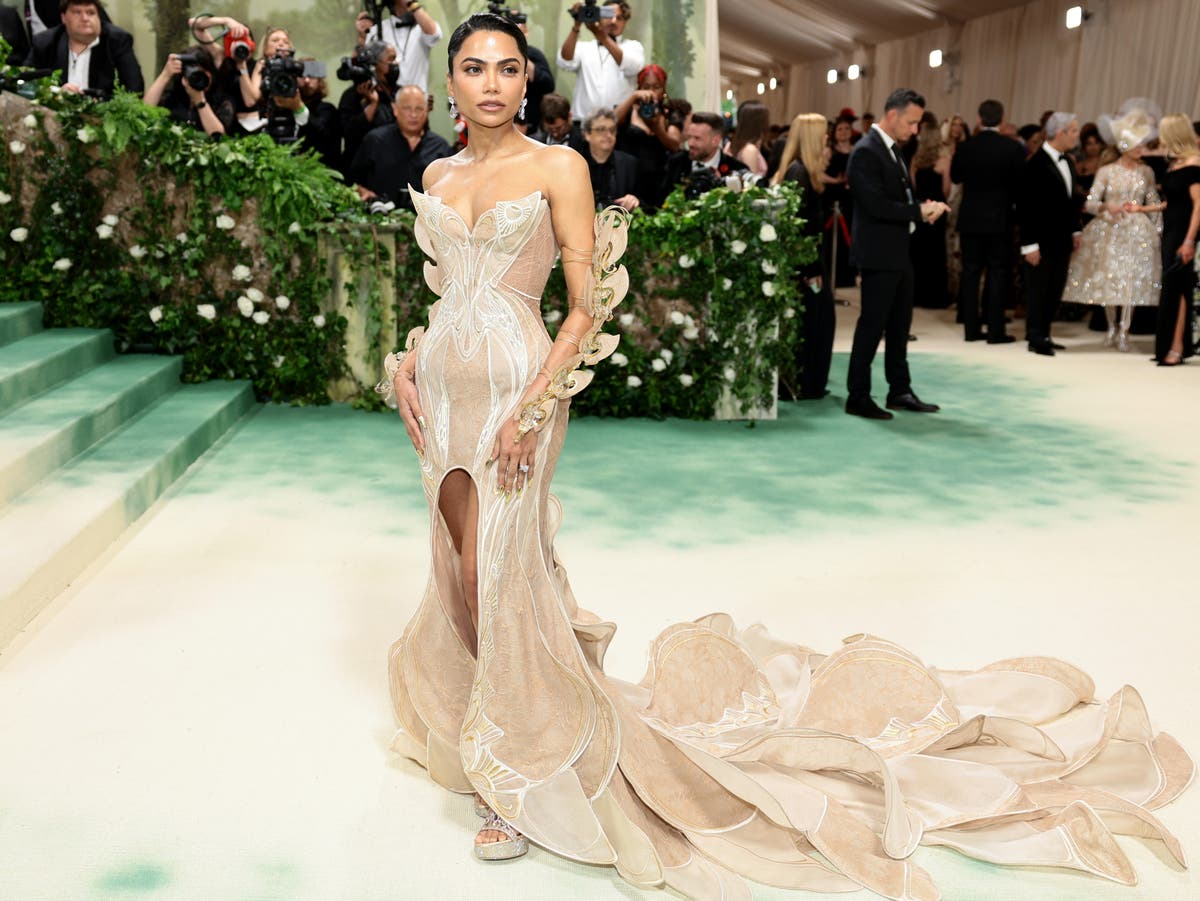 Mona Patel shares behind-the-scenes look at jaw-dropping Met Gala dress [Video]