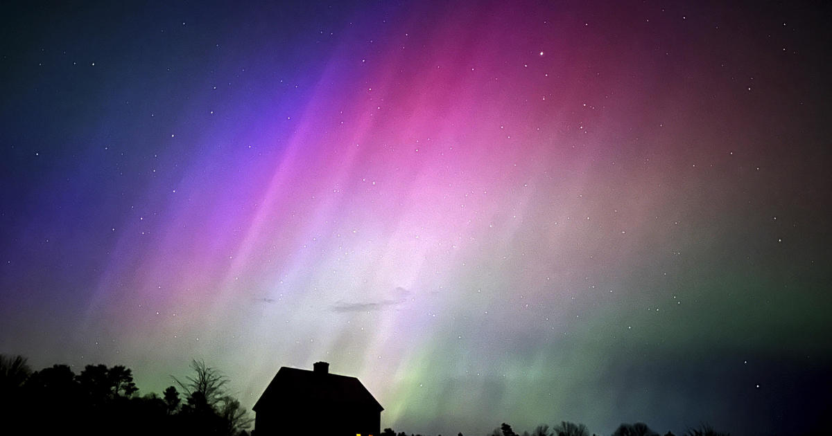 Spectacular photos show the northern lights around the world [Video]