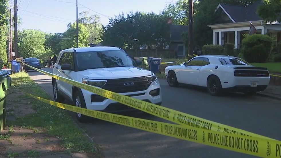 3 Atlanta officers shot, suspect dead [Video]