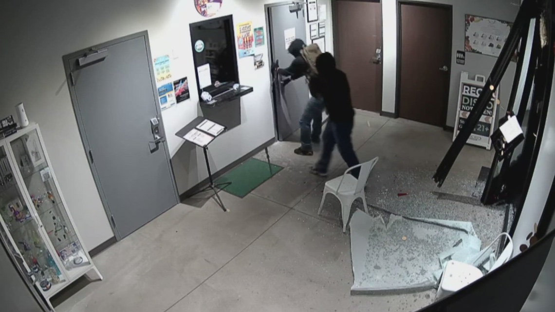 Commerce City police investigating dispensary burglaries [Video]