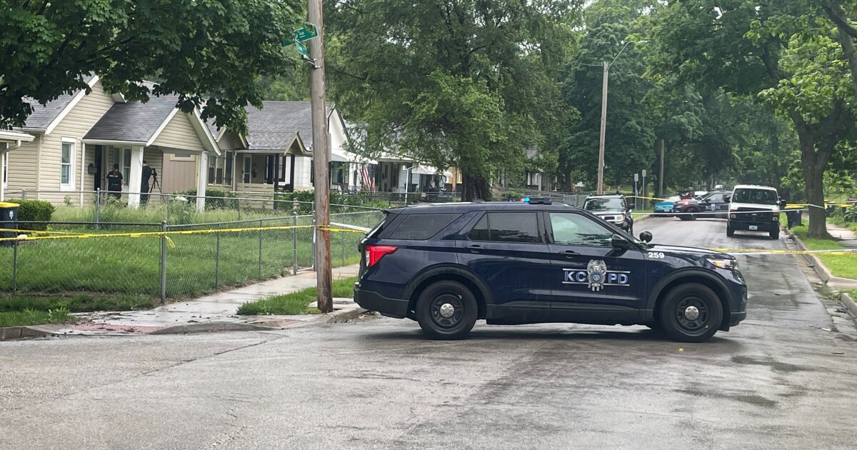 Police: Female juvenile shot Monday morning at 52nd and Olive in Kansas City [Video]