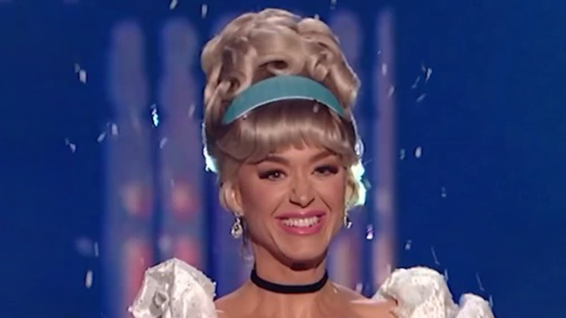 Katy Perry returns to blonde hair on American Idol as she transforms into Cinderella just a week before her final show [Video]