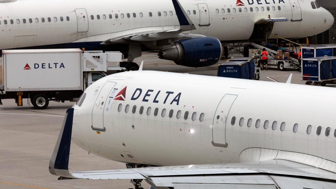 Major airlines sue to block Biden’s new fee disclosure rule [Video]