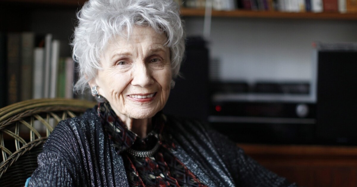 Alice Munro, Nobel literature winner revered as short story master, dead at 92 [Video]