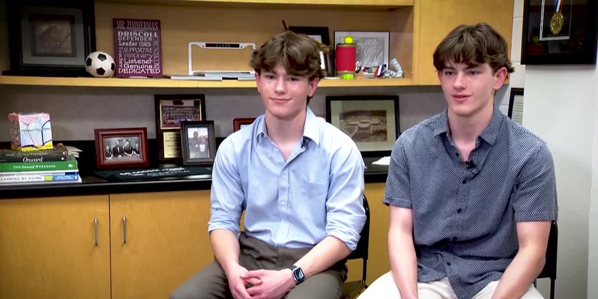 Twins to graduate the top of their senior class [Video]