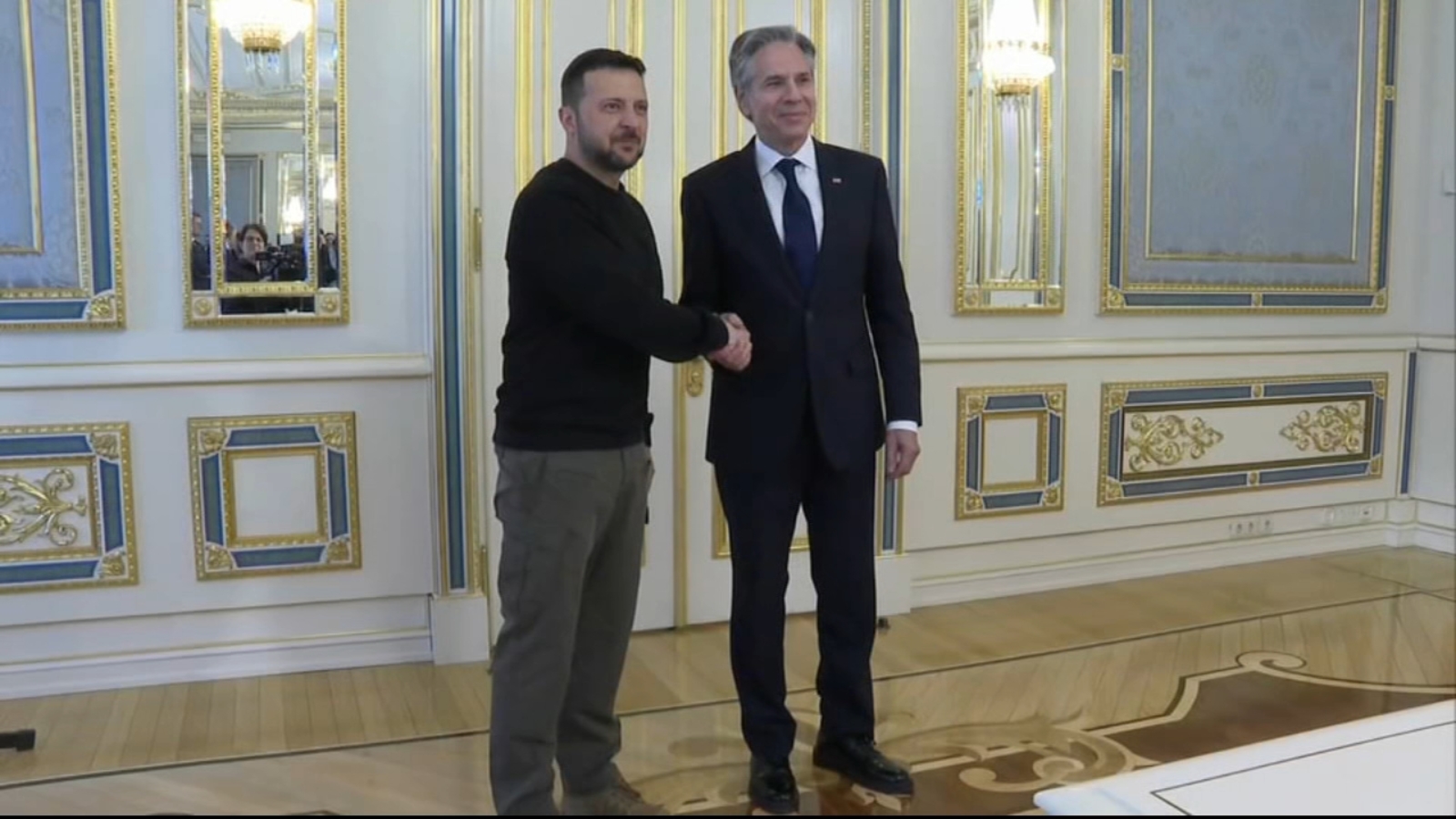 US Secretary of State Antony Blinken arrives in Kyiv to reassure Ukraine of US support, meet with President Volodymyr Zelensky [Video]