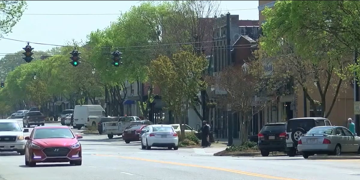 Etowah County warns business owners about renewing licenses [Video]