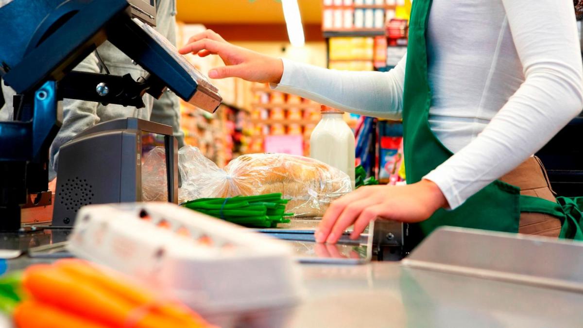 New inflation data could signal cheaper grocery prices, more discounts, expert says [Video]