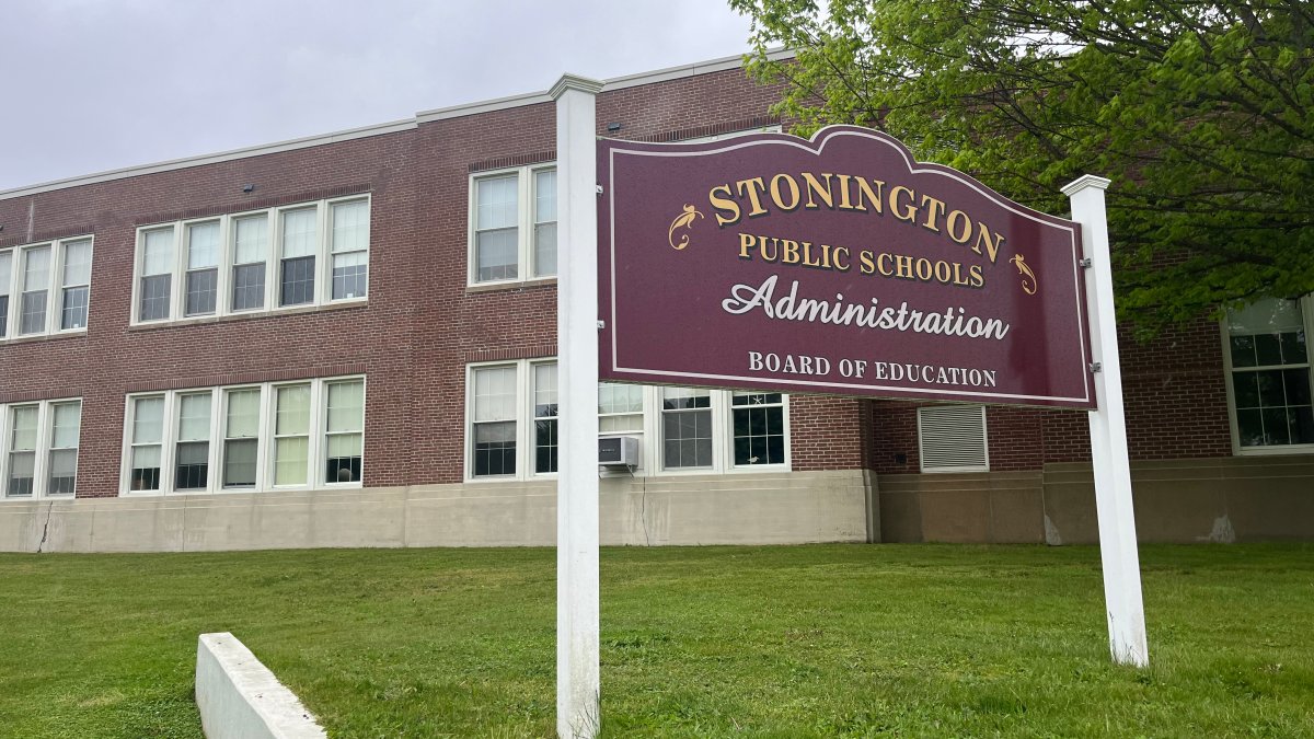 Stonington Board of Education to vote on future of middle school  NBC Connecticut [Video]